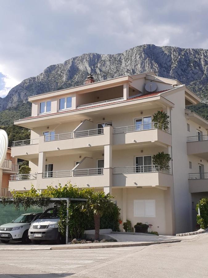 Apartments Lozina Drvenik  Bagian luar foto